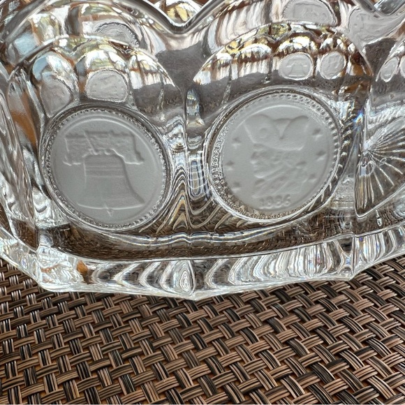 Vintage Fostoria Coin Pattern Oval Bowl - Picture 3 of 7